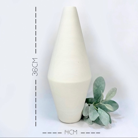 Geometric Nordic Vase - Picture 4 of 4